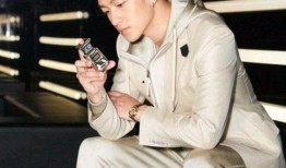 娱乐圈吃瓜屈楚萧,娱乐圈吃瓜风云中的焦点人物