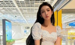 娱乐圈爆料李露,李露神秘恋情曝光，真相令人咋舌！