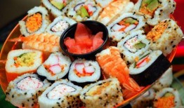 日本寿司新闻爆料视频,揭秘寿司制作背后的惊人真相！