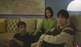 娱乐吃瓜结尾怎么写的,幕后真相大揭秘
